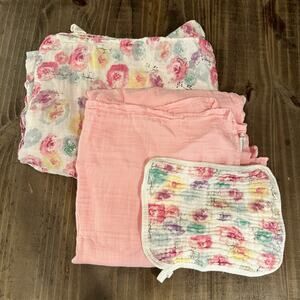 Bundle of Honest Muslin Blankets